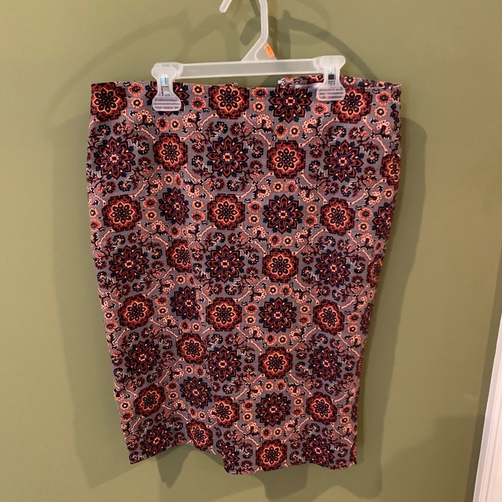 Loft skirt